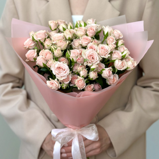 Кустовая роза Букет из 17 кустовых розовых роз