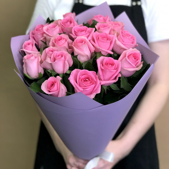 Розы Букет из 21 розовой розы (60 см)