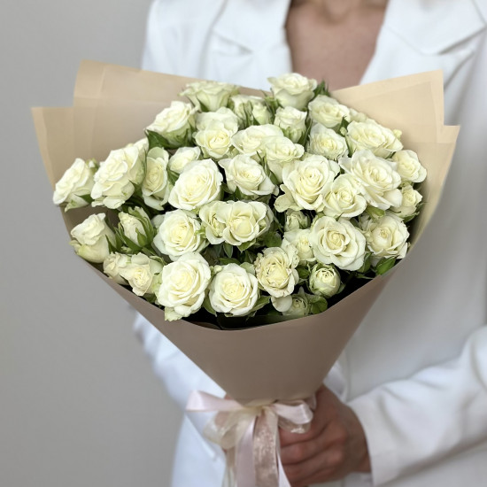 Кустовая роза Букет из 11 кустовых белых роз