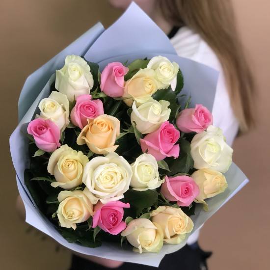 Розы Букет из роз нежный микс 21 шт. (70 см)