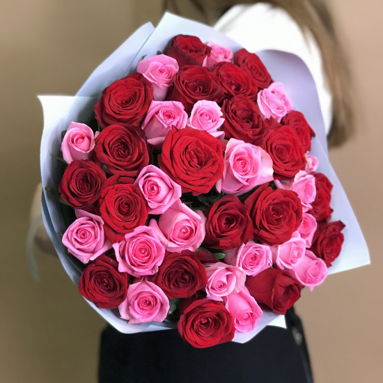 Розы Букет из красных и розовых роз 41 шт. (40 см)