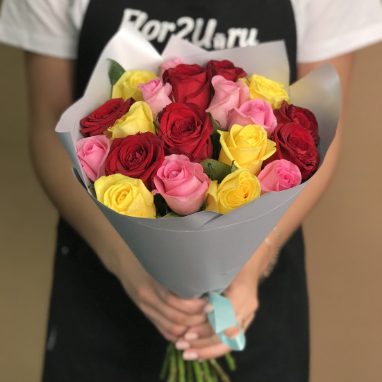 Букет из 19 роз 40 см