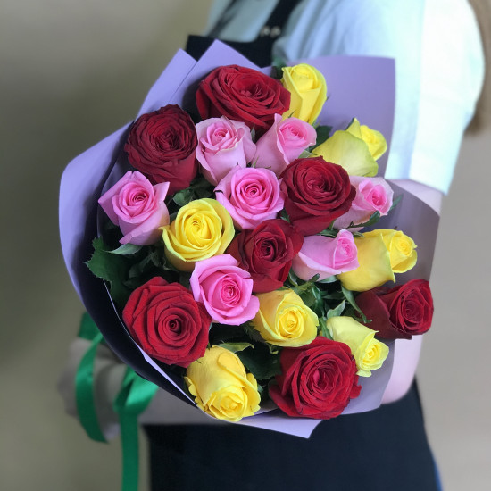 Розы Букет из роз яркий микс 21 шт. (40 см)