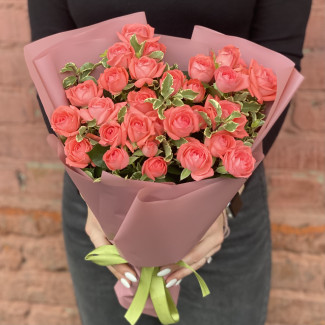 Кустовая роза Букет из 9 кустовых коралловых роз