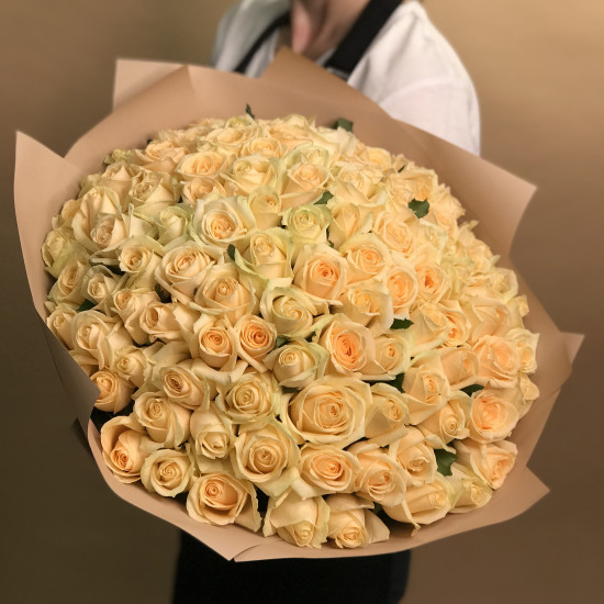 Розы Букет из 101 кремовой розы (40 см)