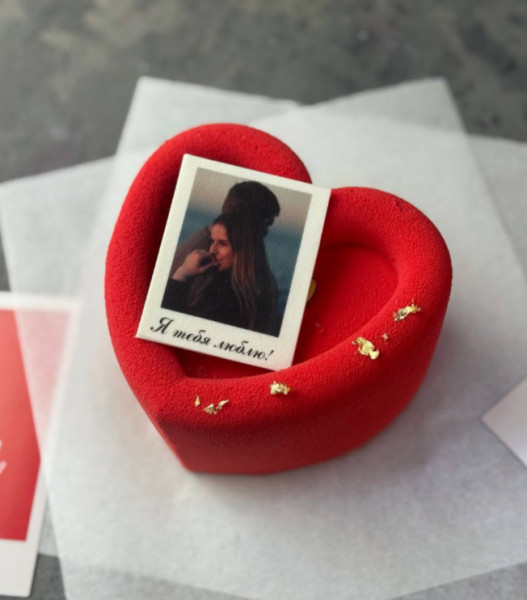 Муссовый бенто-торт "Красное сердце"