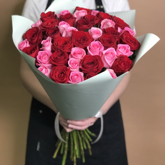 Розы Букет из красных и розовых роз 41 шт. (60 см)