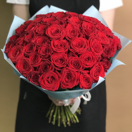 Розы Букет из 55 красных роз (40 см)