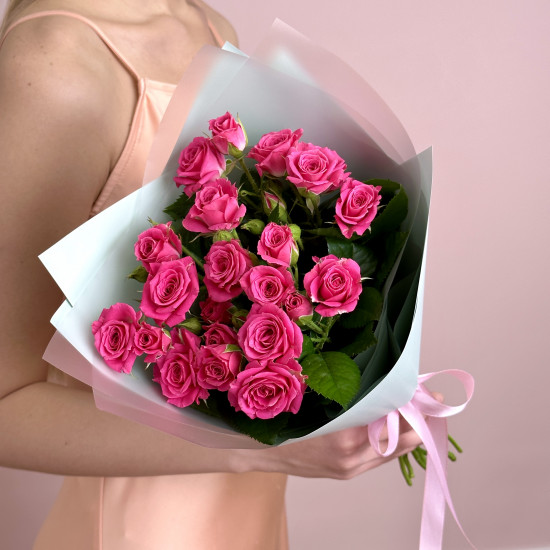 Кустовая роза Букет из 7 кустовых малиновых роз