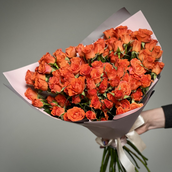 Кустовая роза Букет из 29 кустовых оранжевых роз