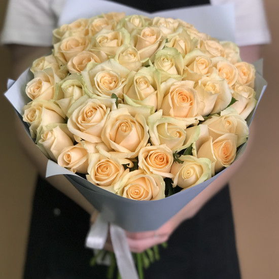 Розы Букет из 41 кремовой розы (40  см)