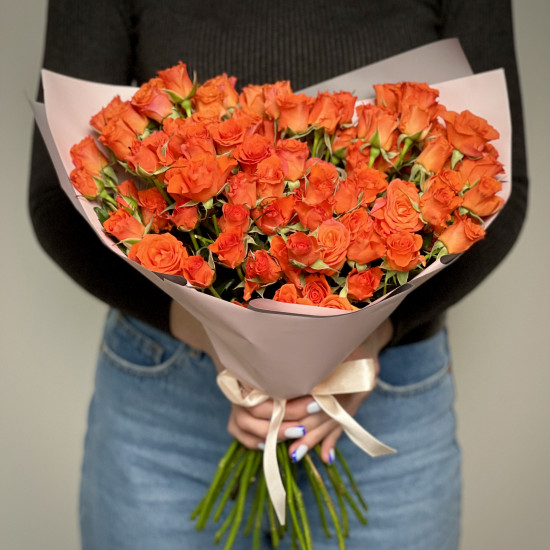 Кустовая роза Букет из 29 кустовых оранжевых роз