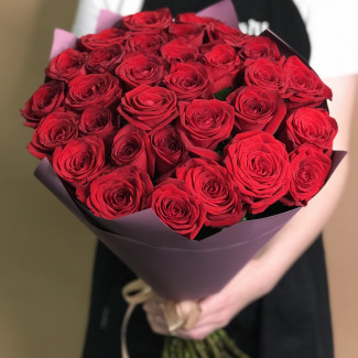 Розы Букет из 31 красной розы (60 см)