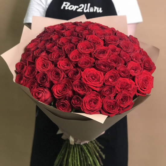 Розы Букет из 71 красной розы (60 см)