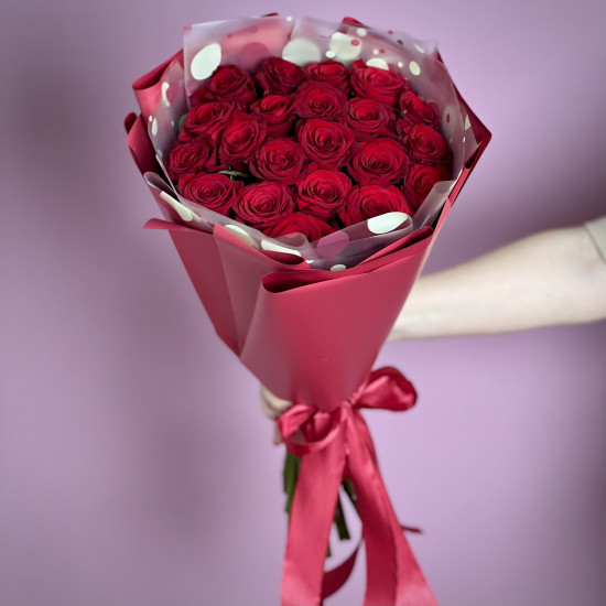 Букеты из роз Букет из 25 роз сорта Престиж (60 см)