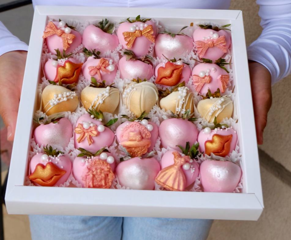 Для crm Клубника в шоколаде 25 штук "Парижанка"