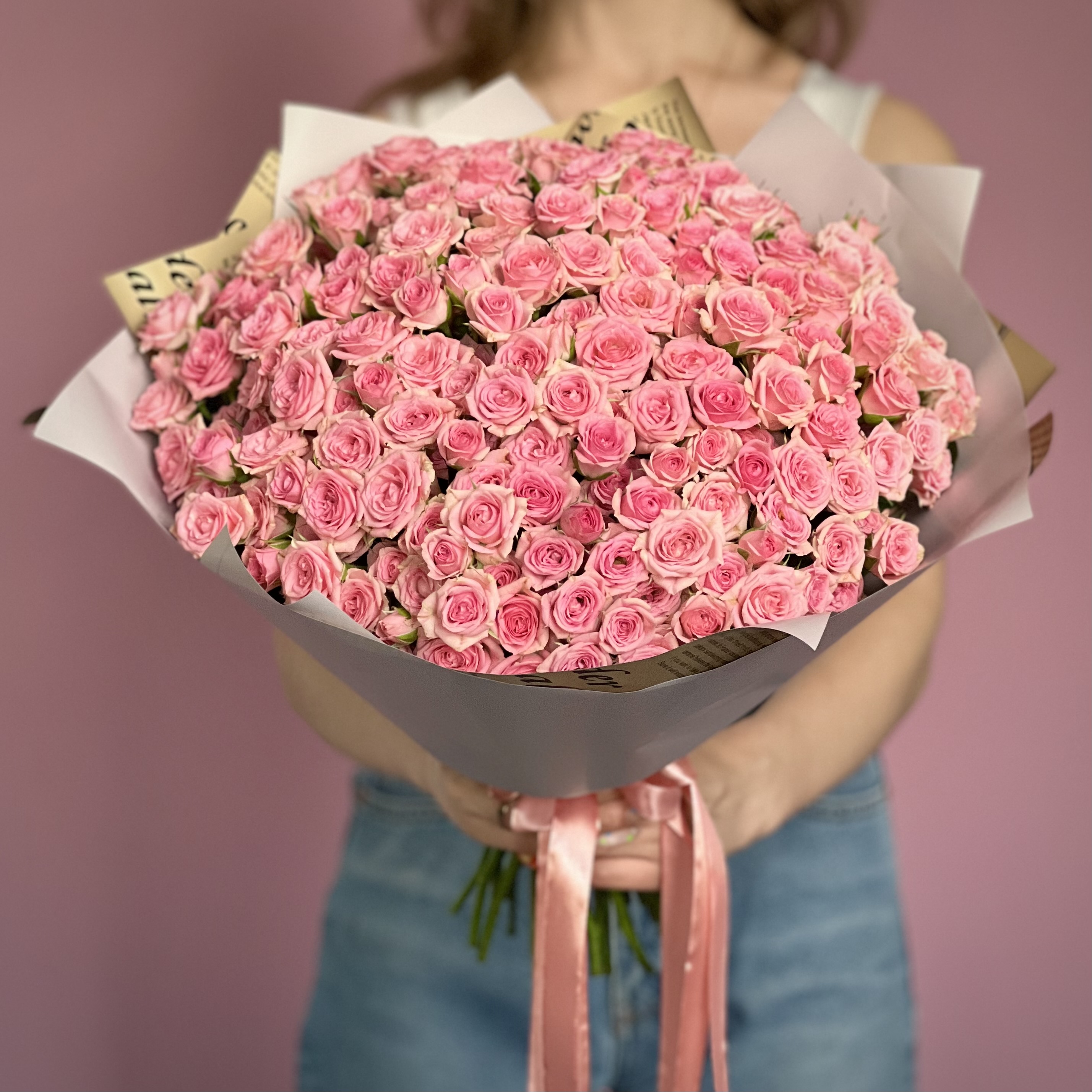 Кустовая роза Букет из 51 кустовой розовой розы