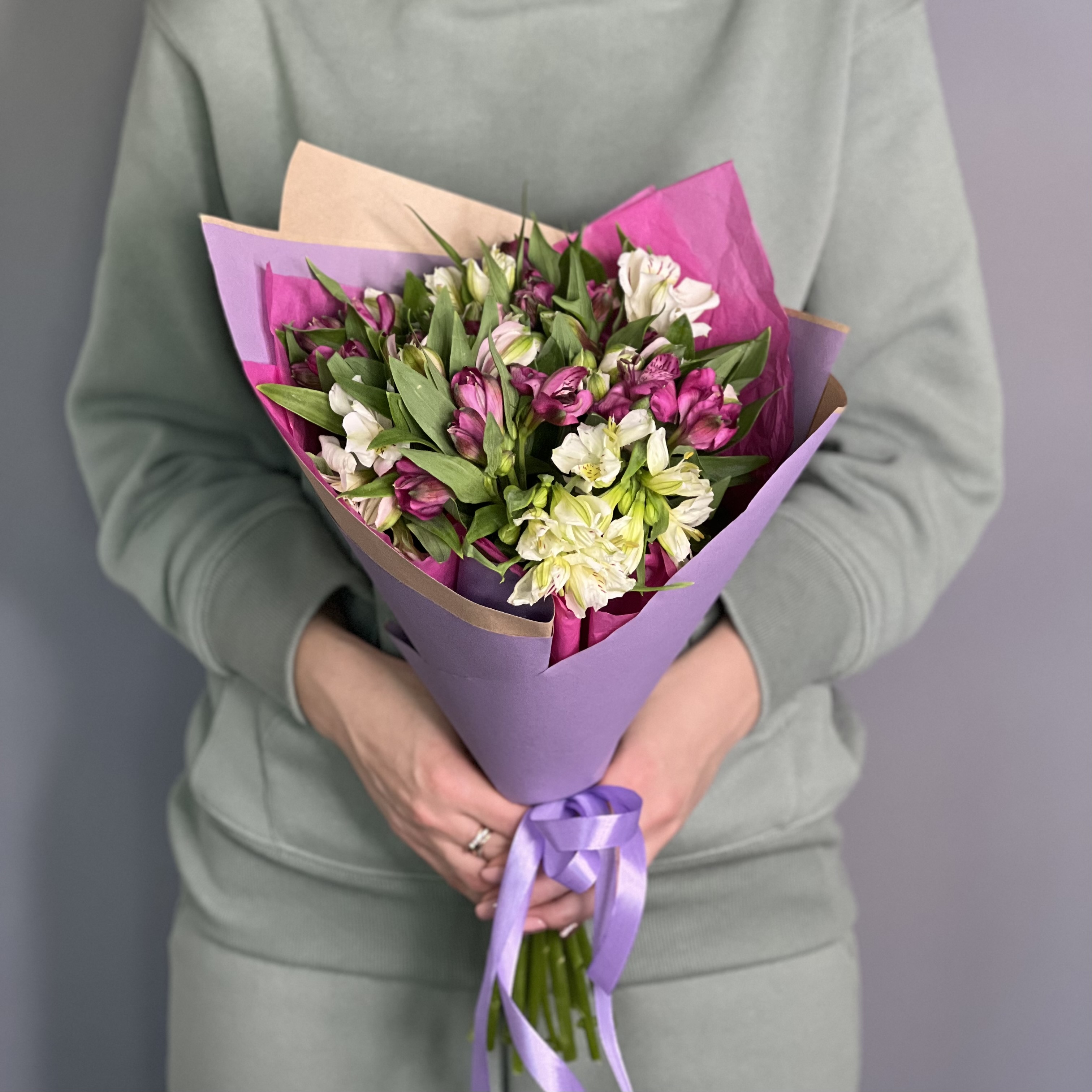 Альстромерии Букет Сингапур