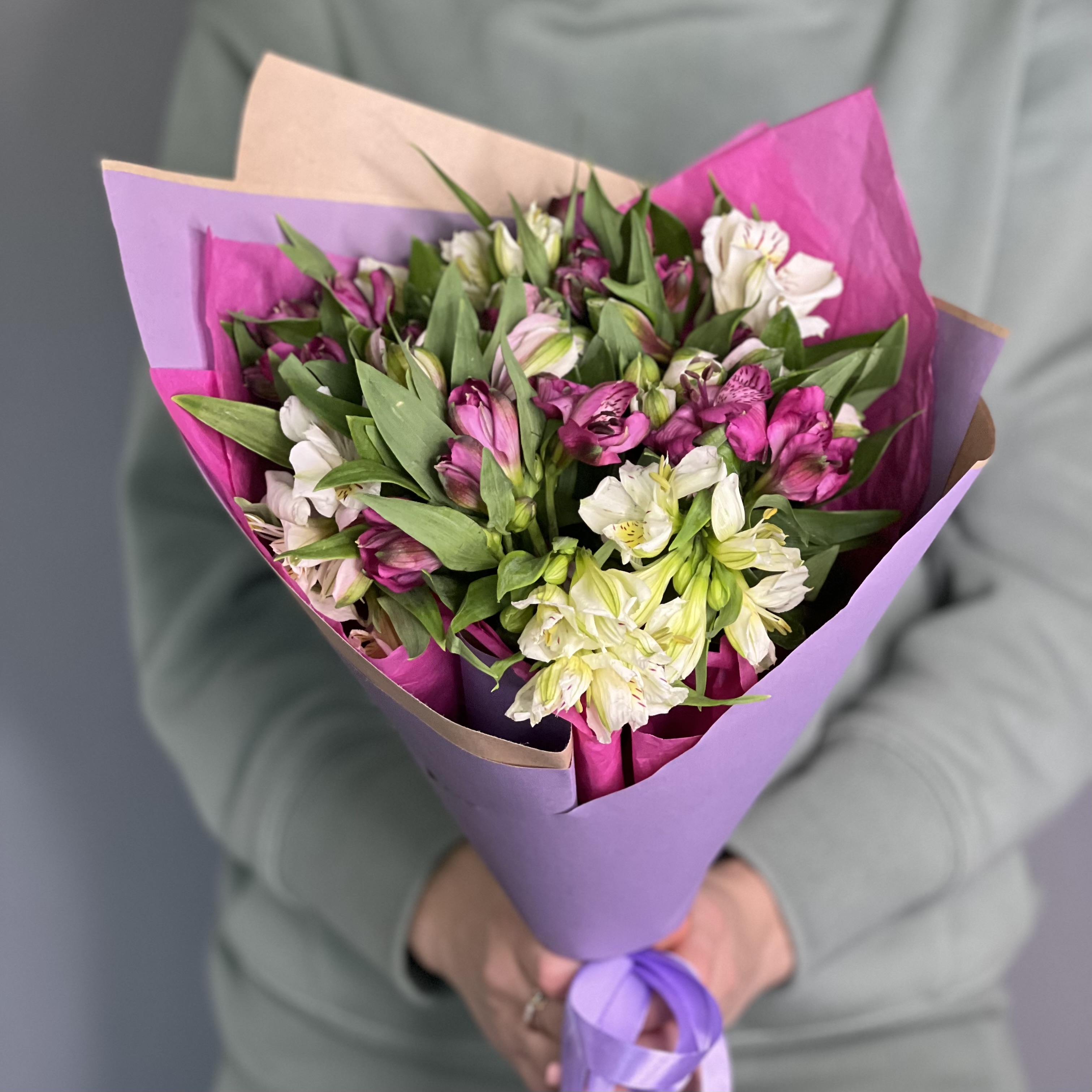 Альстромерии Букет Сингапур