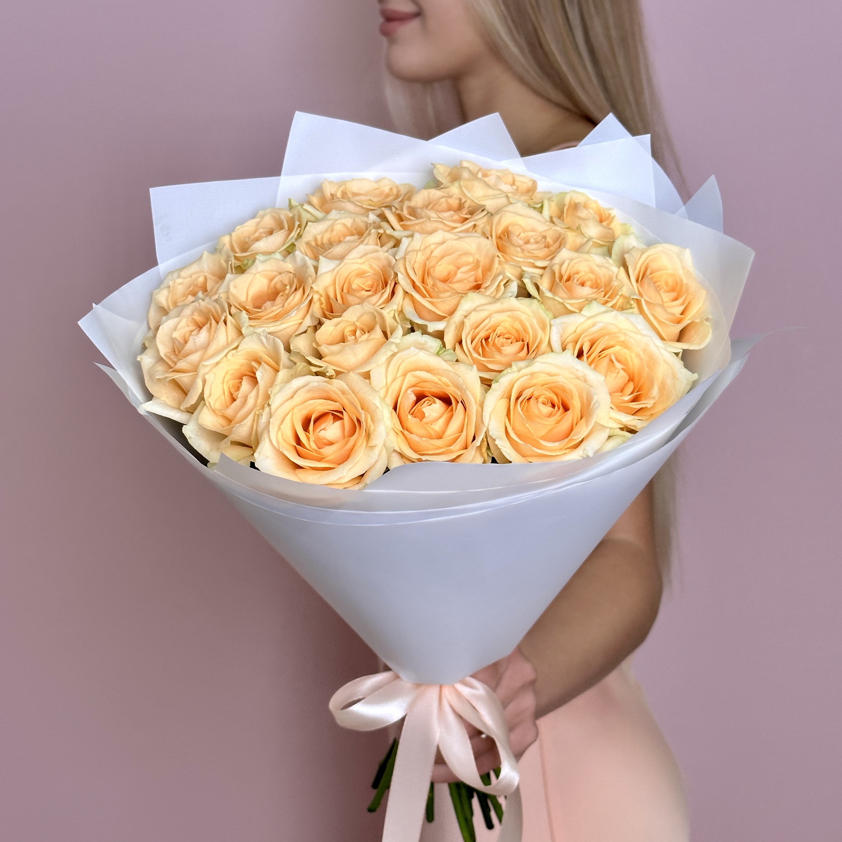 Букет из 21 розы Нежность (60 см)