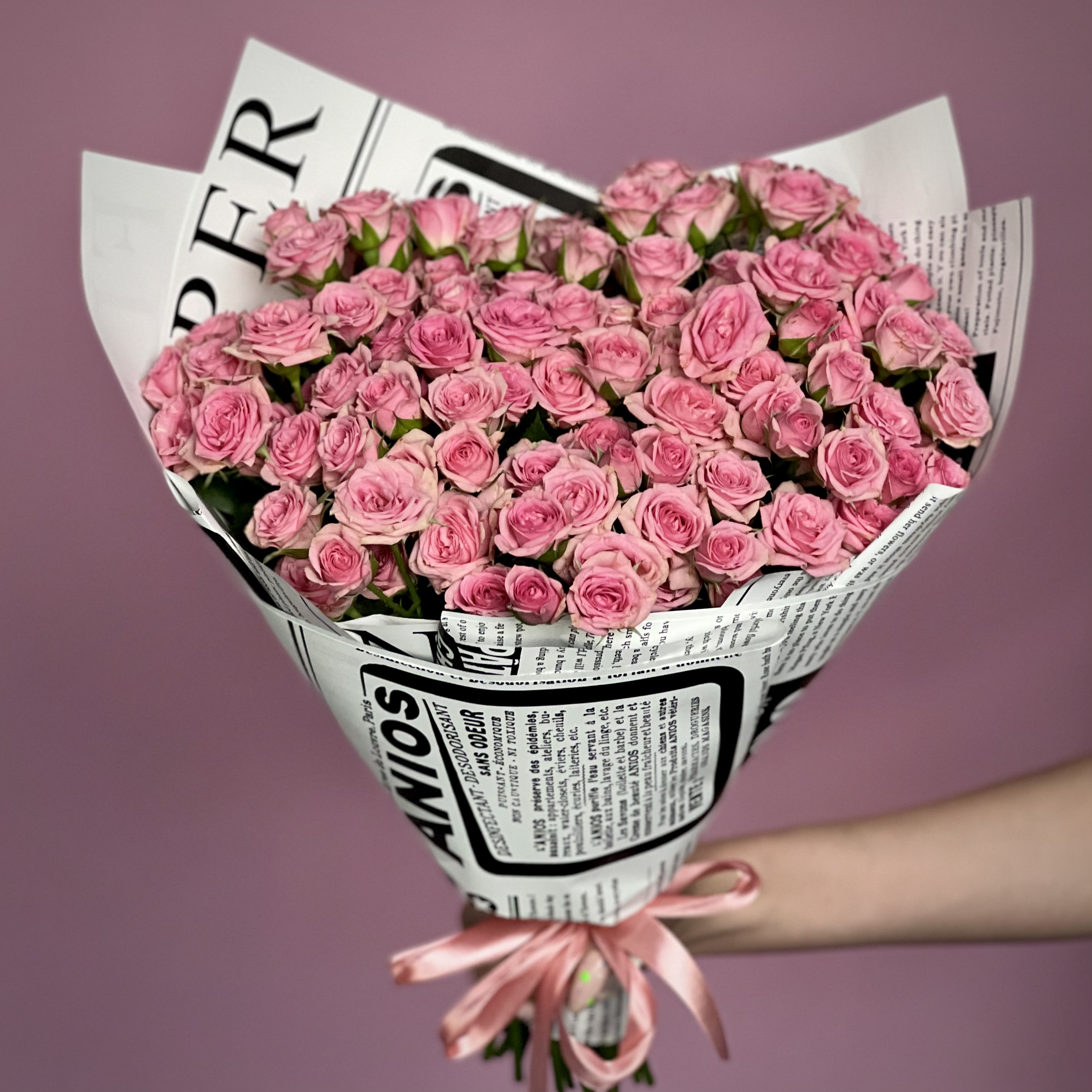 Кустовая роза Букет из 29 кустовых розовых роз