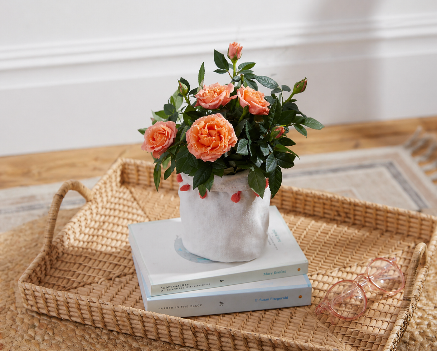 Живые растения в горшках Мини-роза коралловая в горшочке