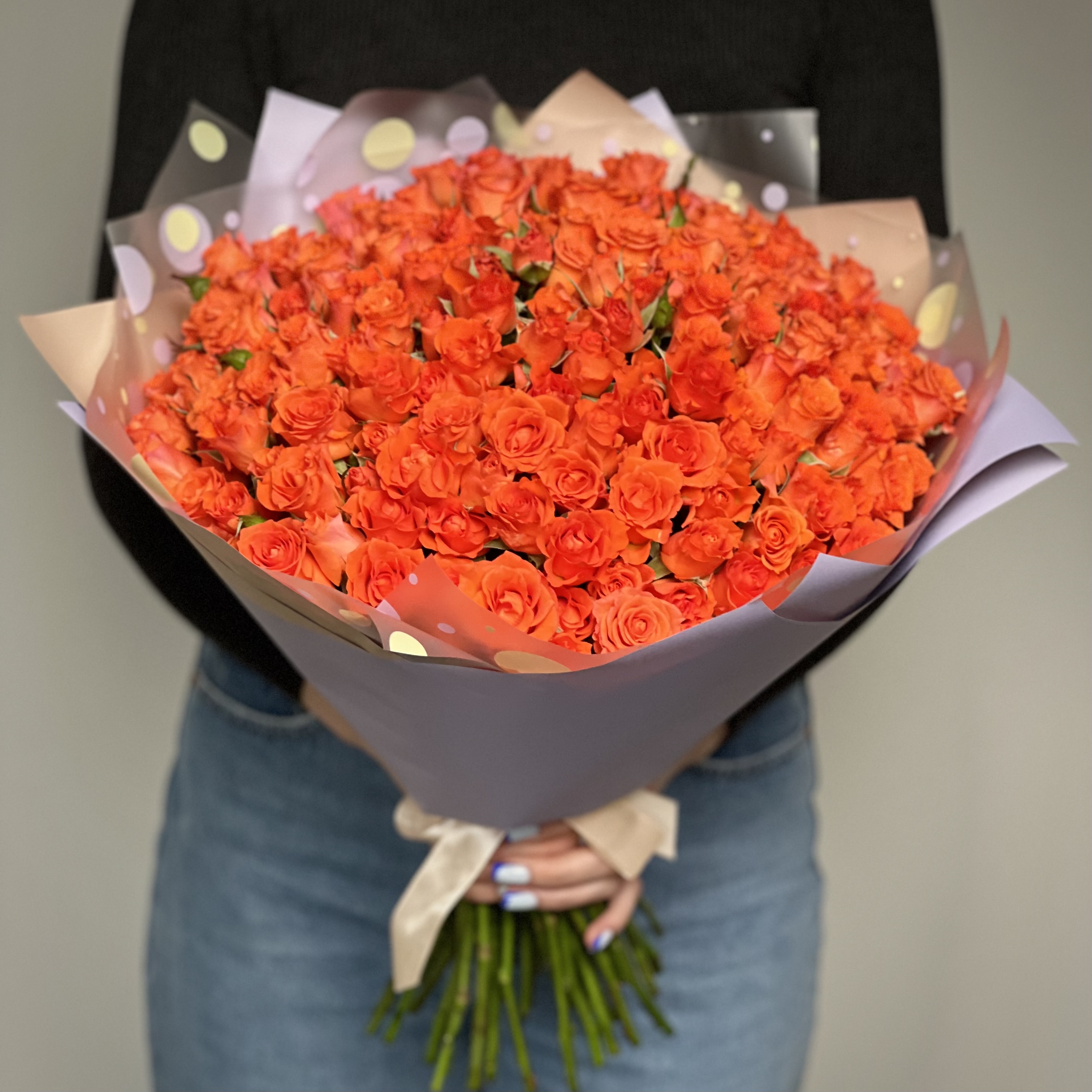 Кустовая роза Букет из 51 кустовой оранжевой розы