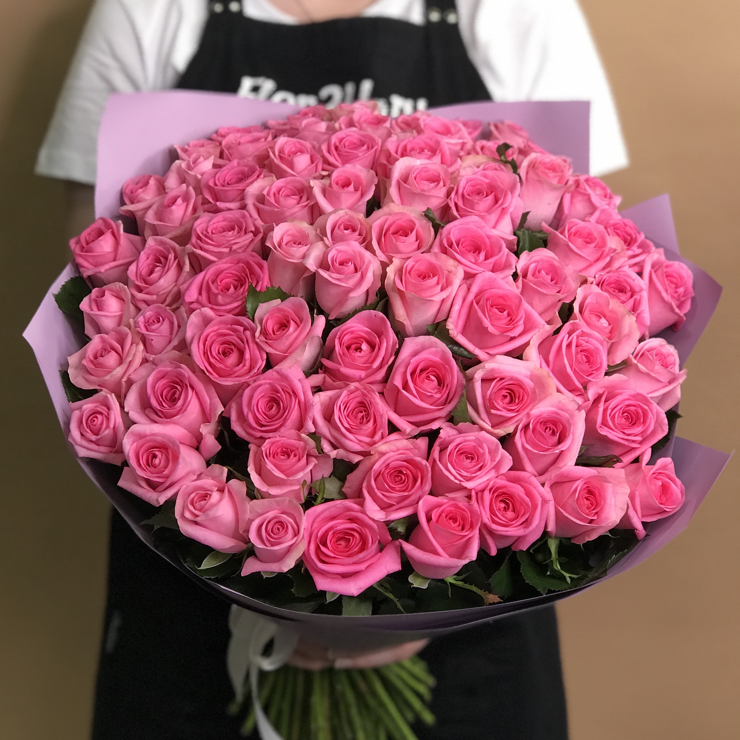 Букет из 61 розовой розы (60 см) букет из 61 розовой розы 60 см