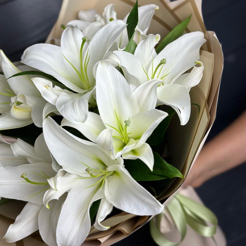 Лилии Букет Белая симфония