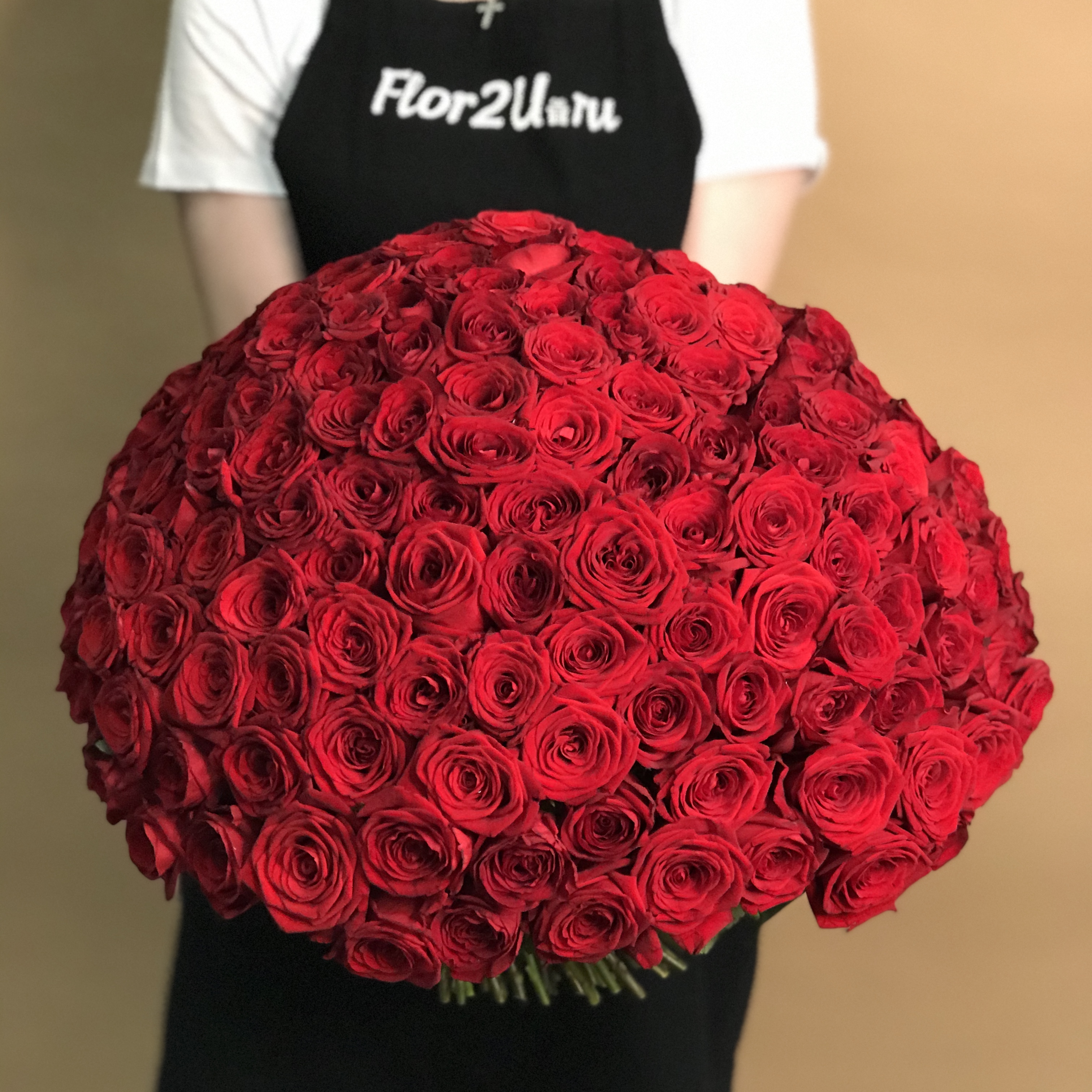 Букет из 201 красной розы (50 см) букет из 201 красной розы 70 см