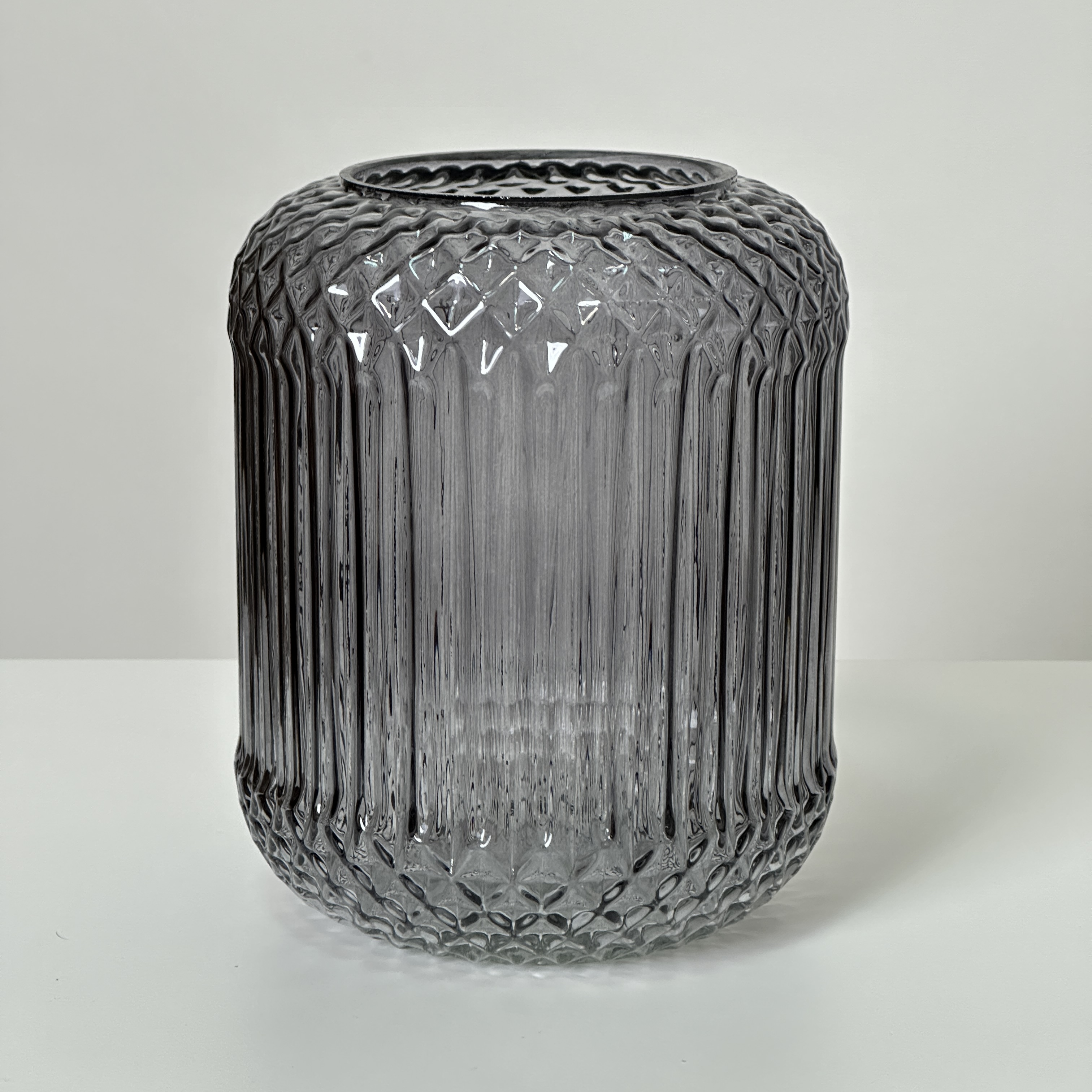 Ваза Кармела серая ваза кубок средняя h 30 d 17 см 2898