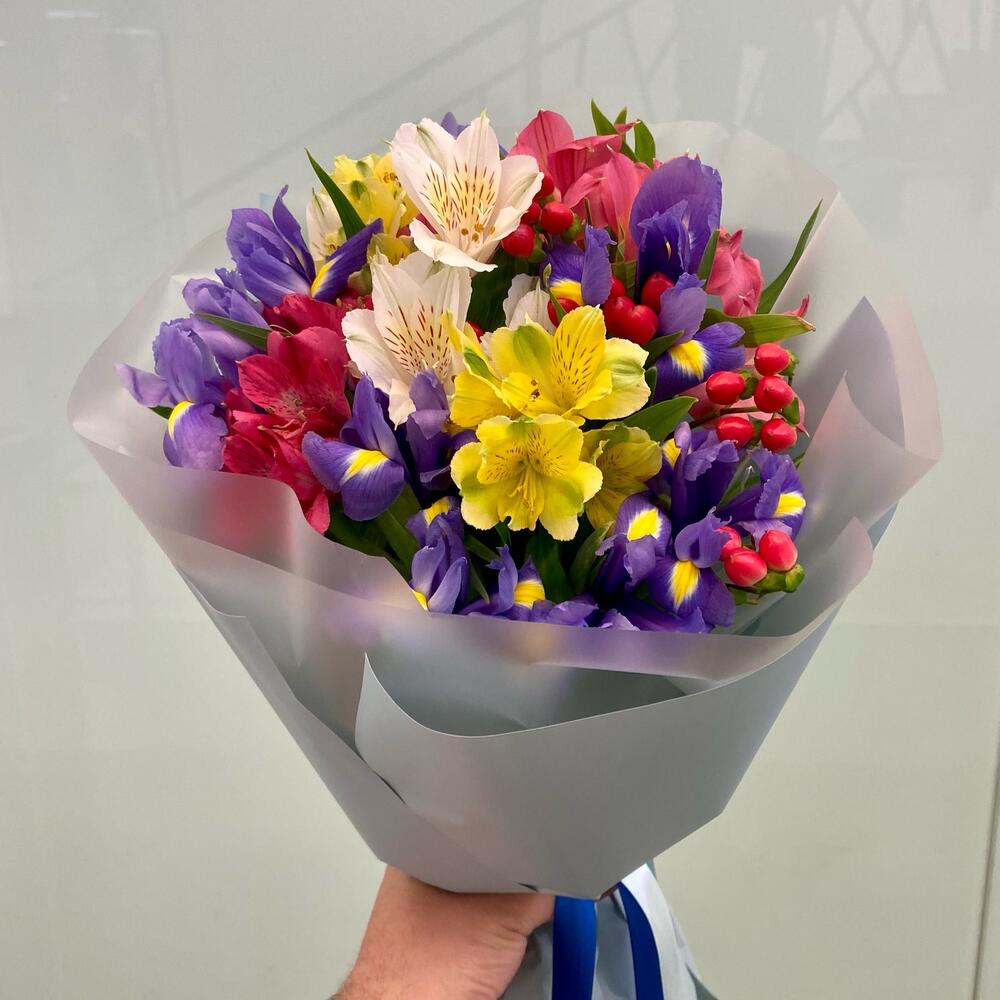 Ирисы Букет Ягодный блюз