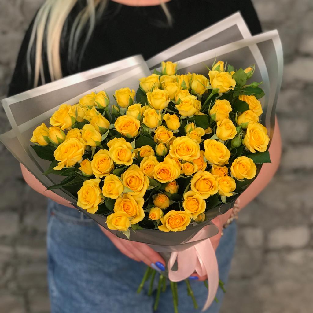 Insta букеты Букет из 19 кустовых роз