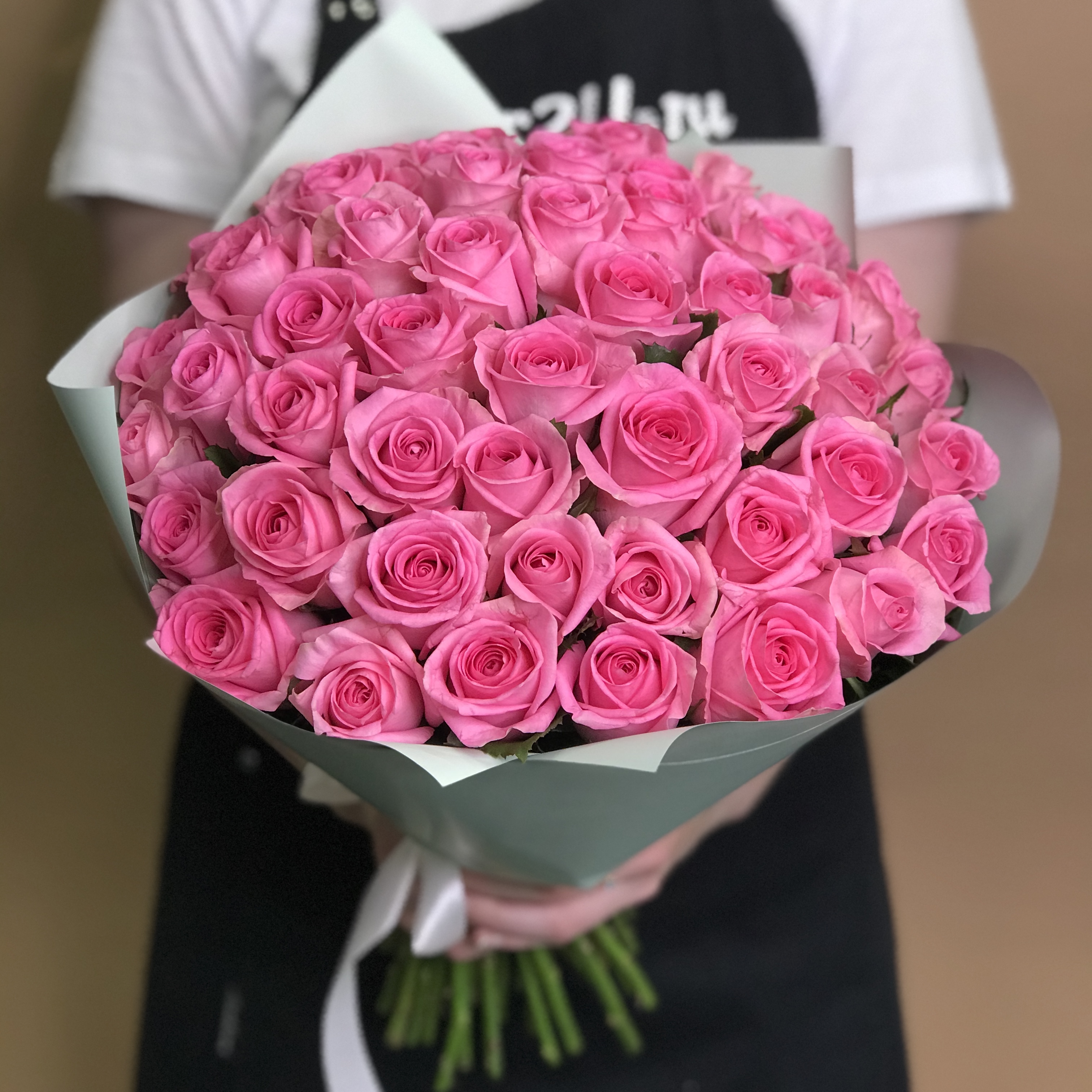 букет из 51 кустовой розовой розы Букет из 51 розовой розы (40 см)