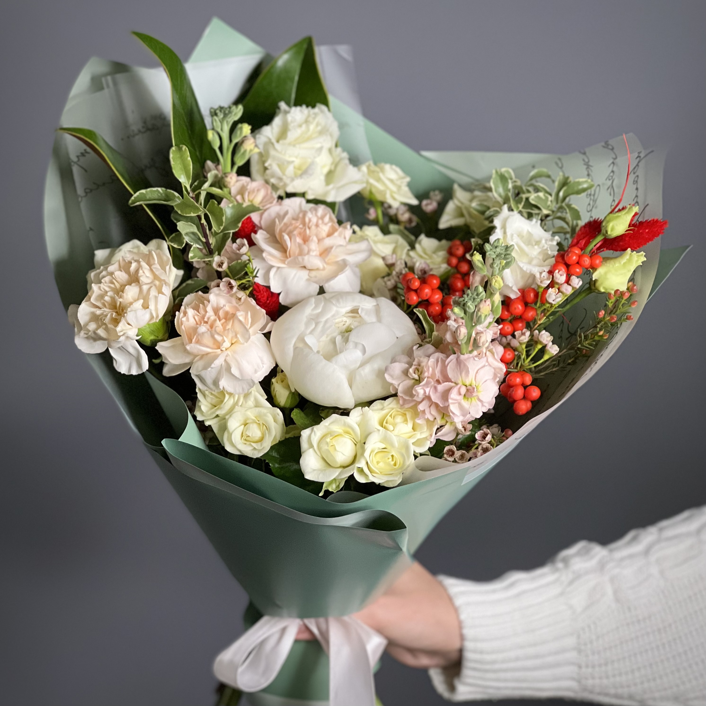 Пионы Букет Снегири