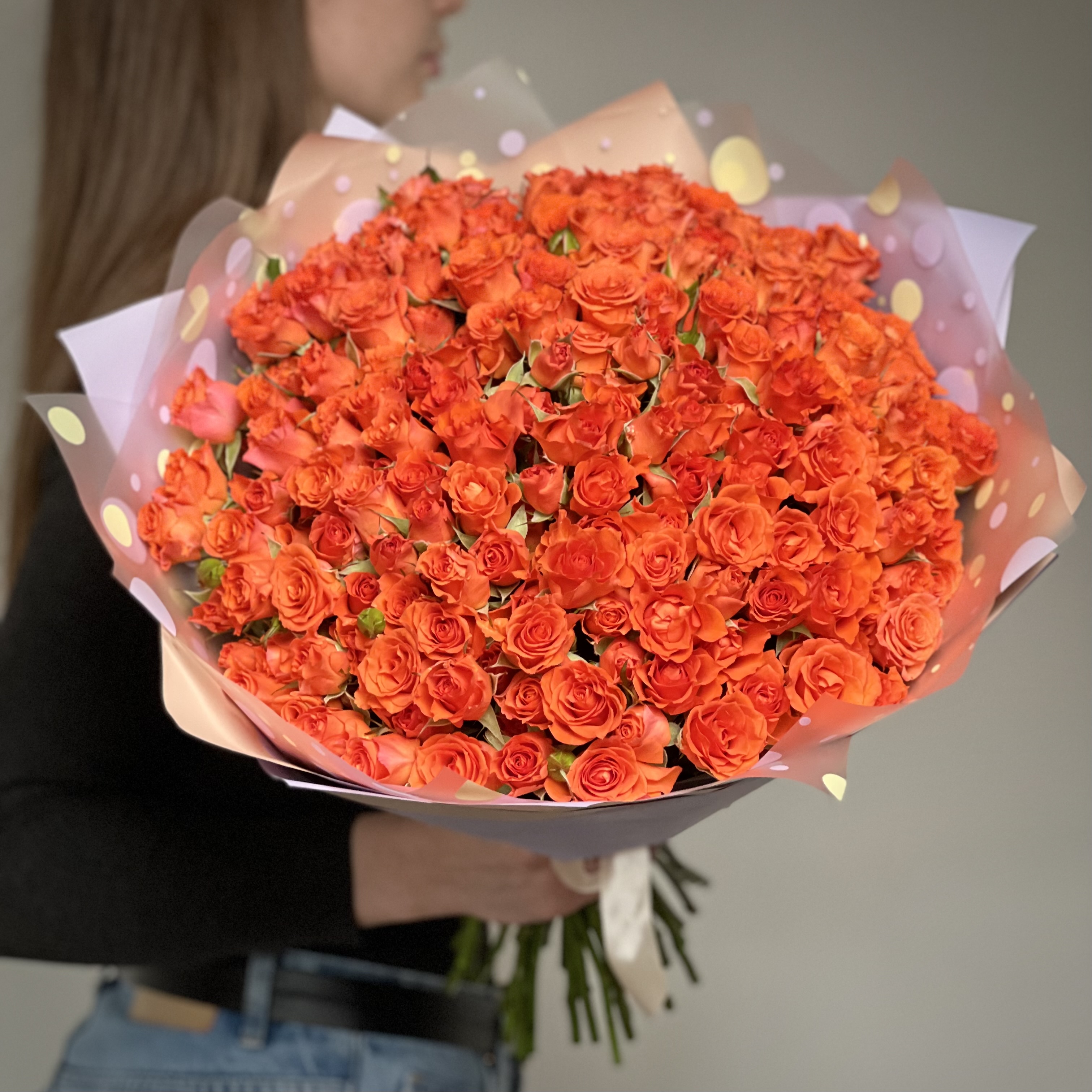 Кустовая роза Букет из 51 кустовой оранжевой розы
