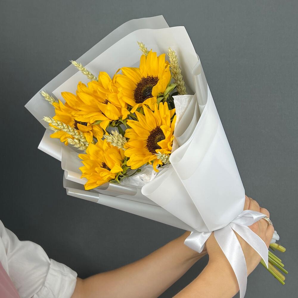 Подсолнухи Букет Золотая роса