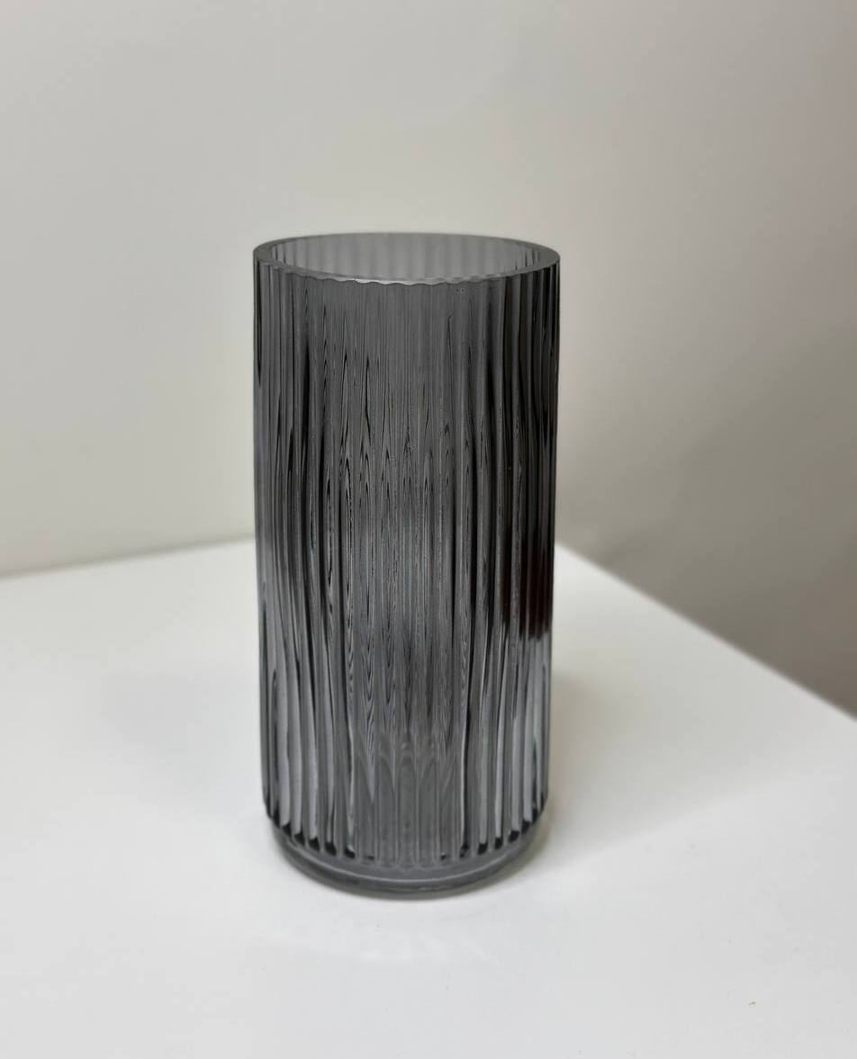Вазы к букетам Ваза рефленая (графит)