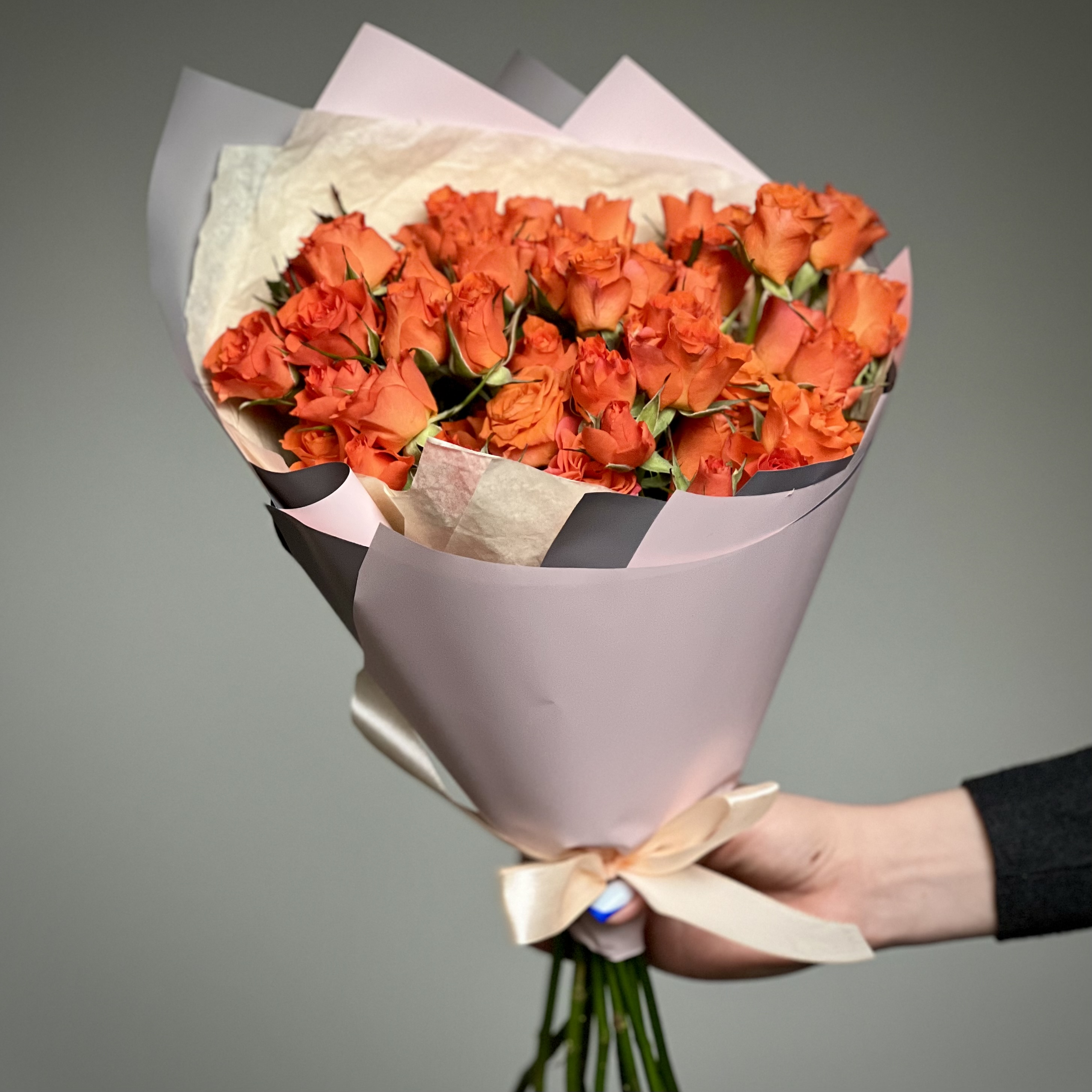 Кустовая роза Букет из 11 кустовых оранжевых роз