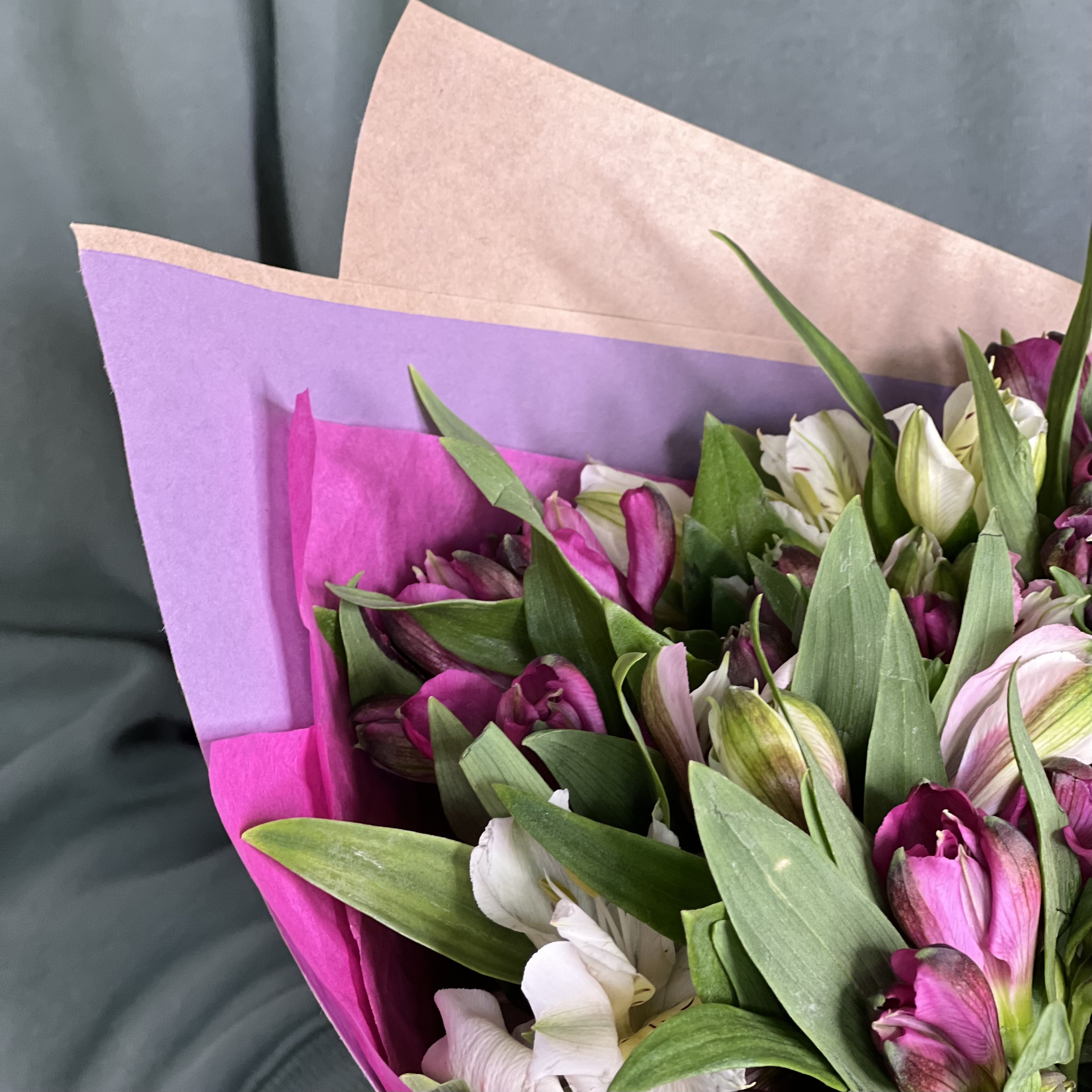 Альстромерии Букет Сингапур