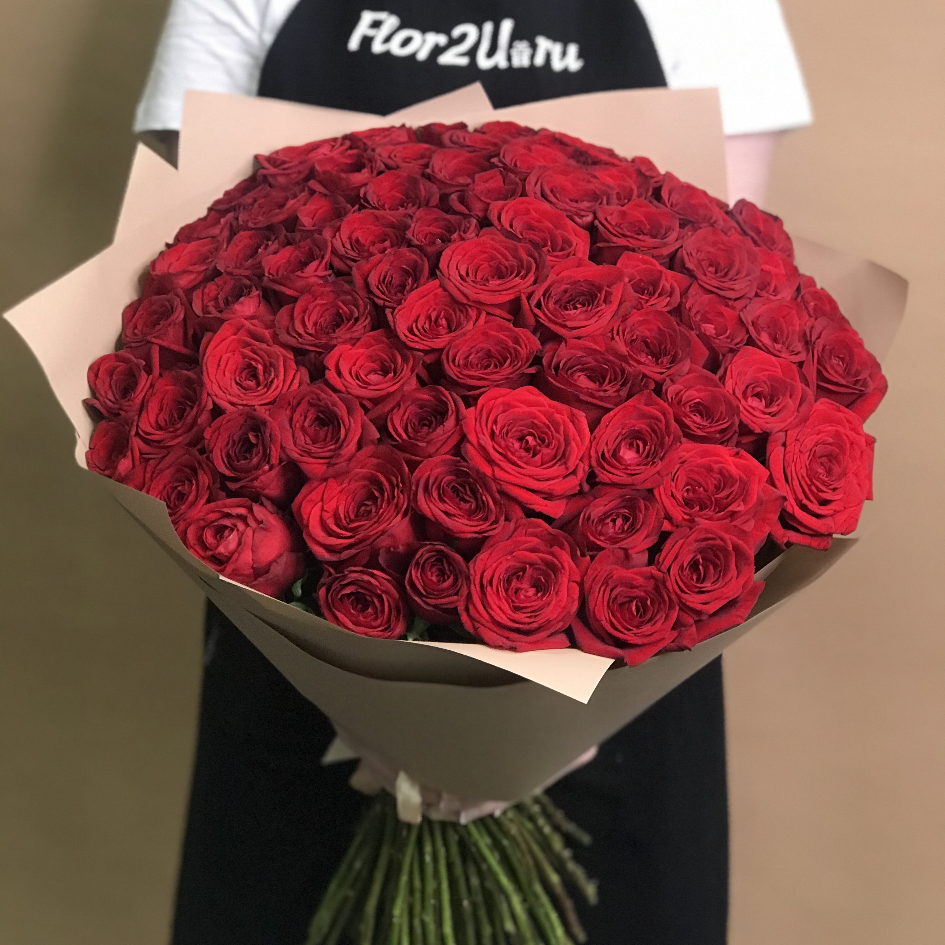 Букет из 71 красной розы (70 см) букет из 71 розы 70 см