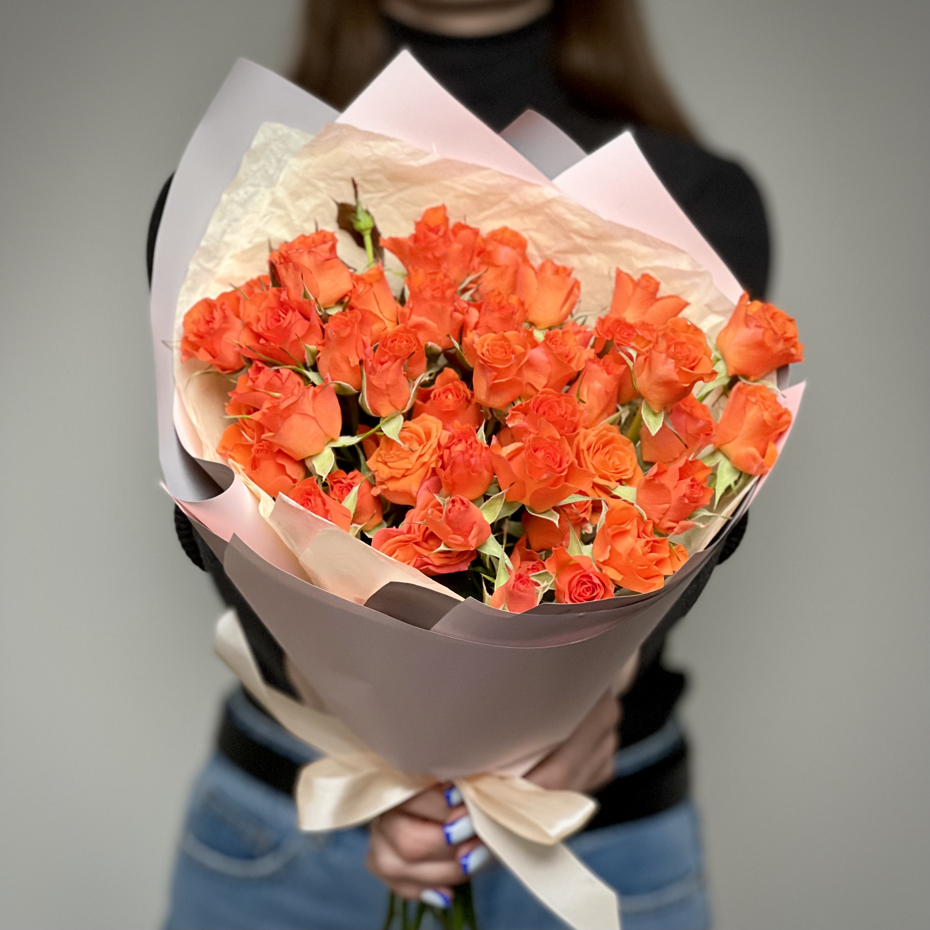 Букет из 11 кустовых оранжевых роз цена и фото