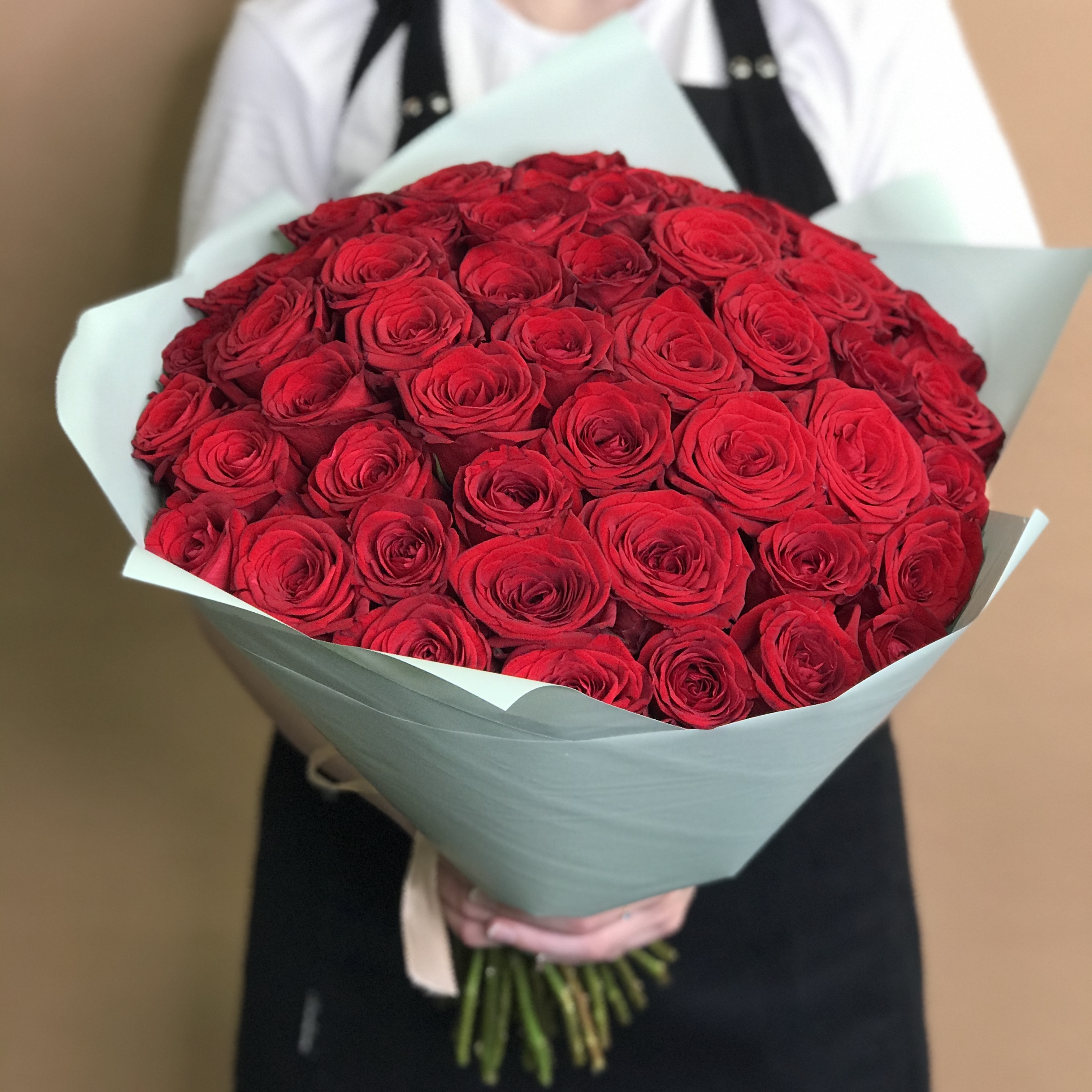 Букет из 51 красной розы (50 см) букет из 51 красной розы 40 50 см эквадор