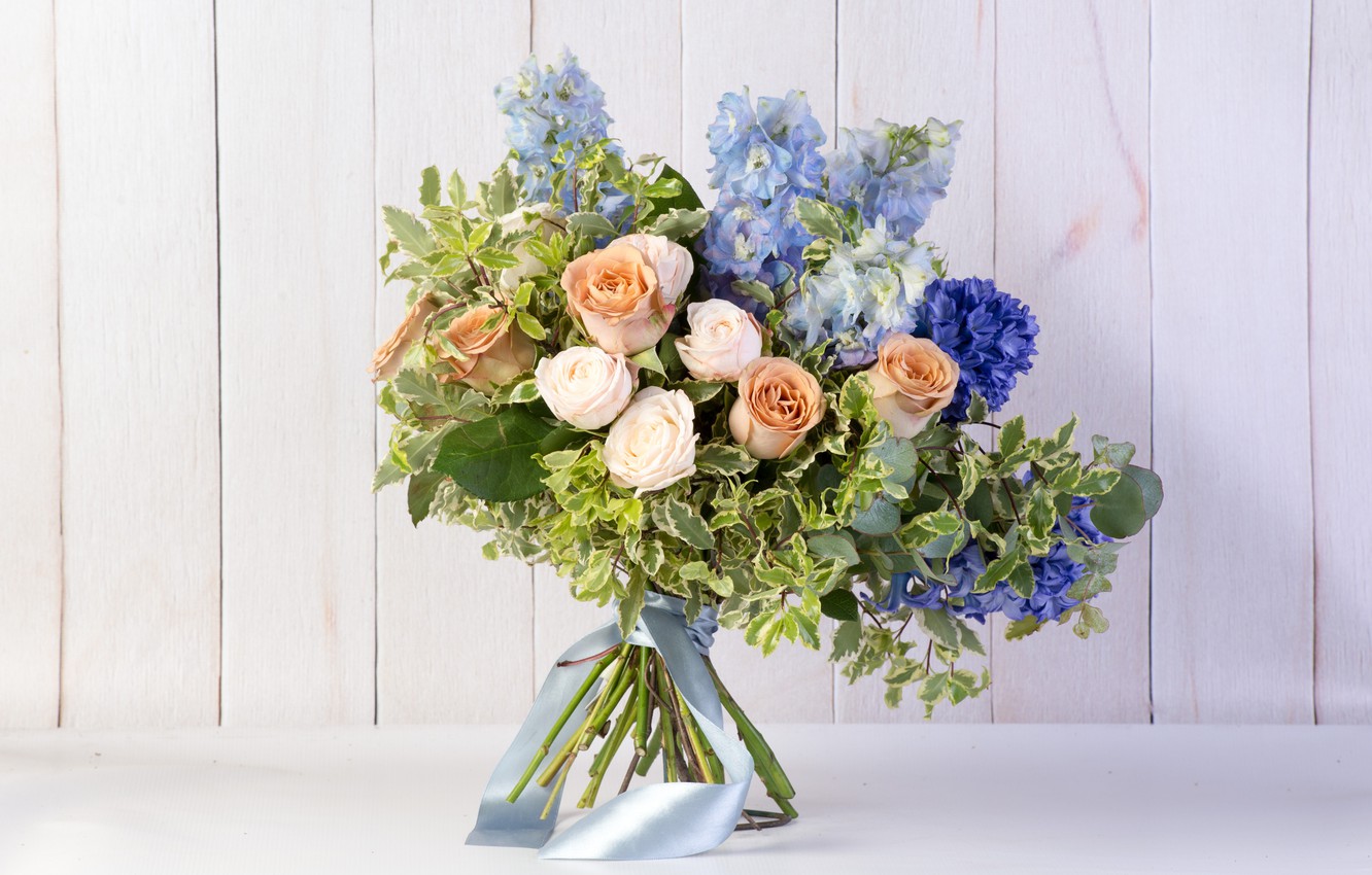 Дельфиниум Букет Покорность