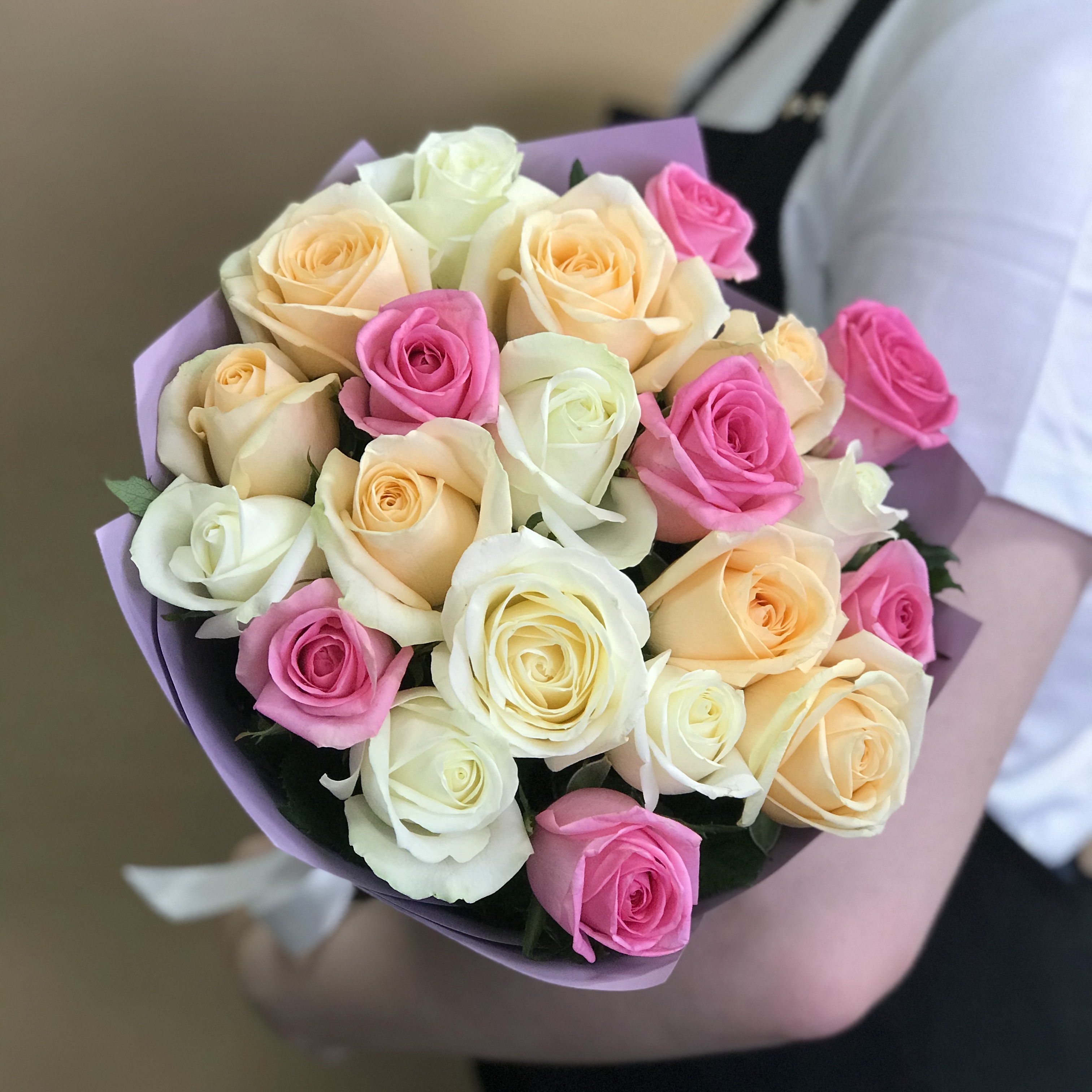 Розы Букет из роз нежный микс 21 шт. (40 см)