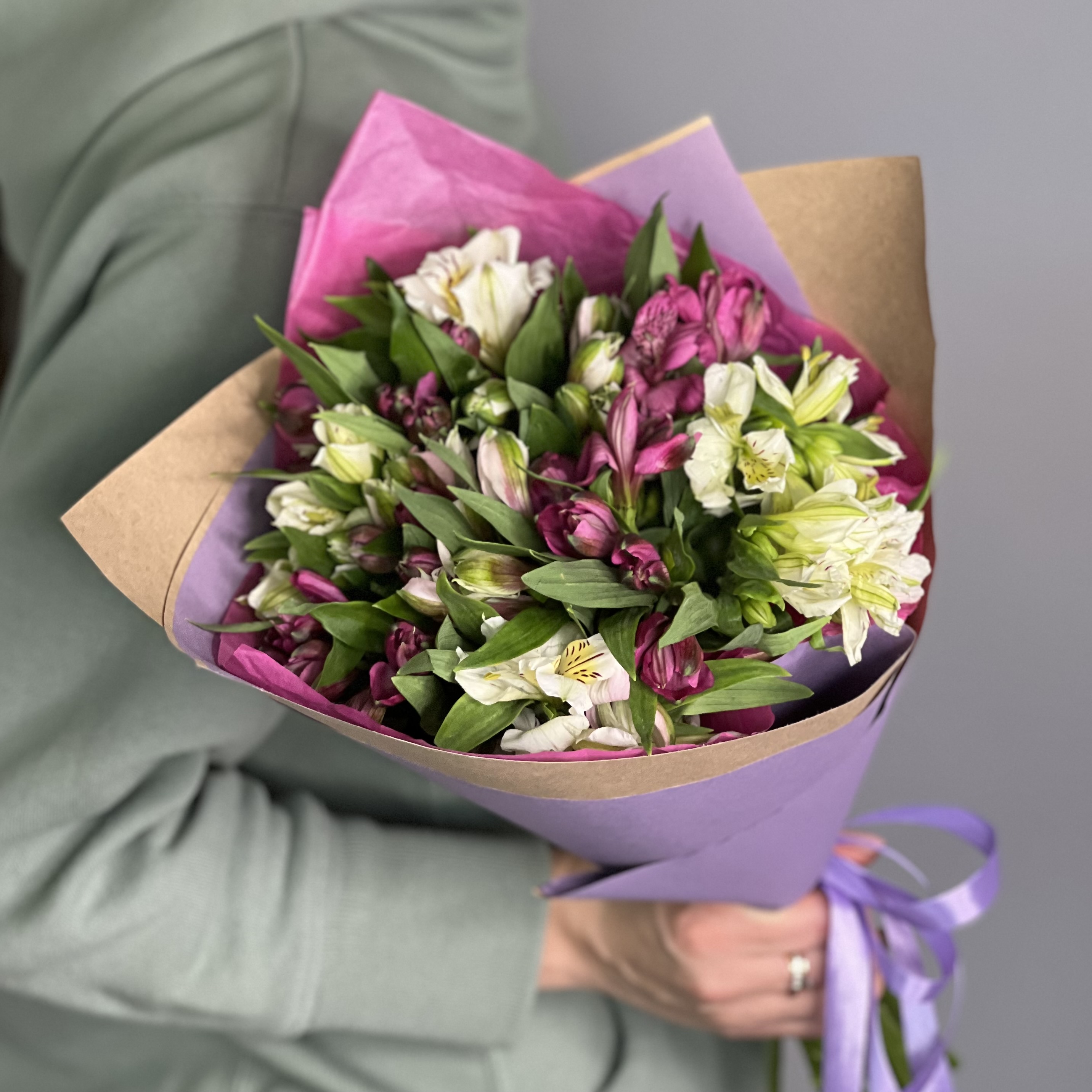 Альстромерии Букет Сингапур