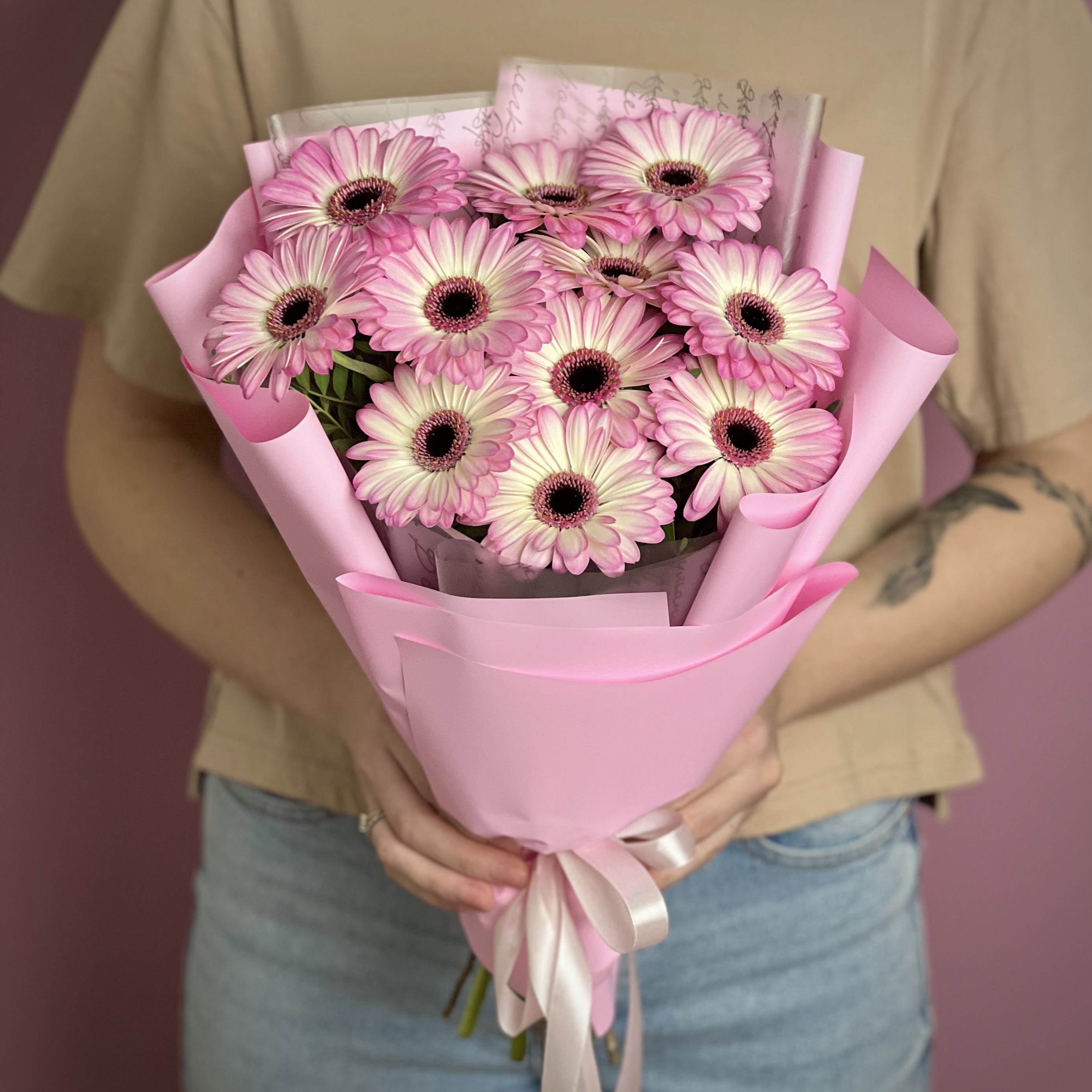 Герберы Букет из 11 розовых гербер мини