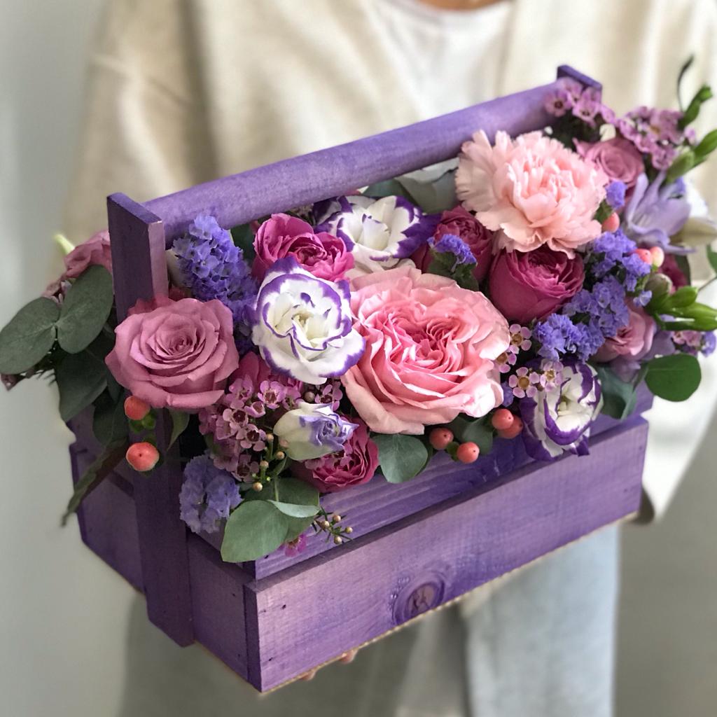 Insta букеты Ящик с цветами Лиловые сны