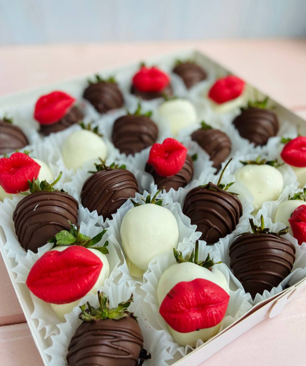 Для crm Клубника в шоколаде "Поцелуй"