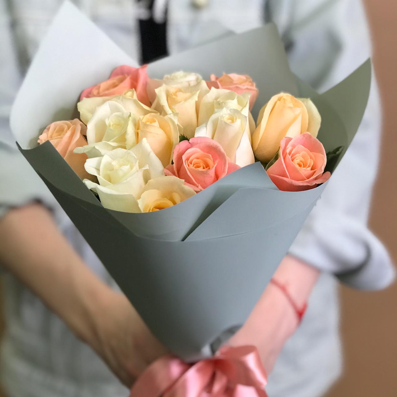 Розы Букет из роз нежный микс 15 шт. (40 см)